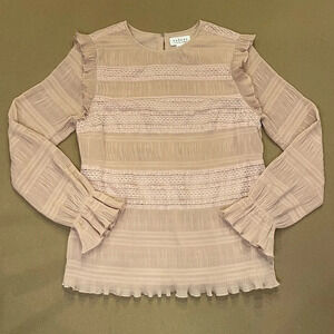 Velvet by Graham & Spencer Anthropologie Ruffle Lace Blouse Size Medium